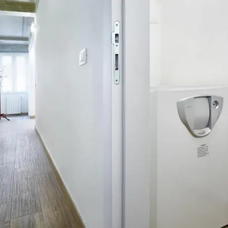 Giulia E Valentina By Halldis פירנצה