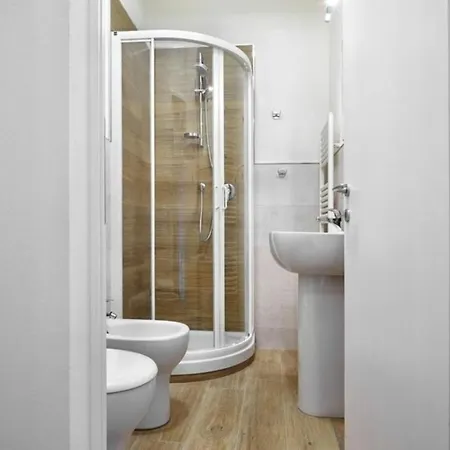 Giulia E Valentina By Halldis * פירנצה