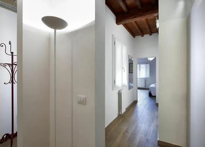 Apartment Giulia E Valentina By Halldis Florence
